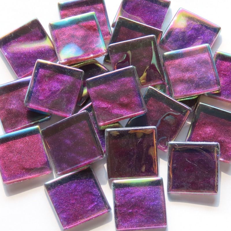 Irisoiva aaltoileva Crystal 20mm karhunvatukanpurppura