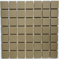 Winckelmans Taupe – mattapintaiset 20x20 mm mosaiikkilaatat verkkoon kiinnitettyinä