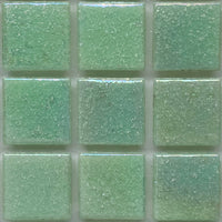 Glasmosaik Irisierend 20mm  Keimgrün