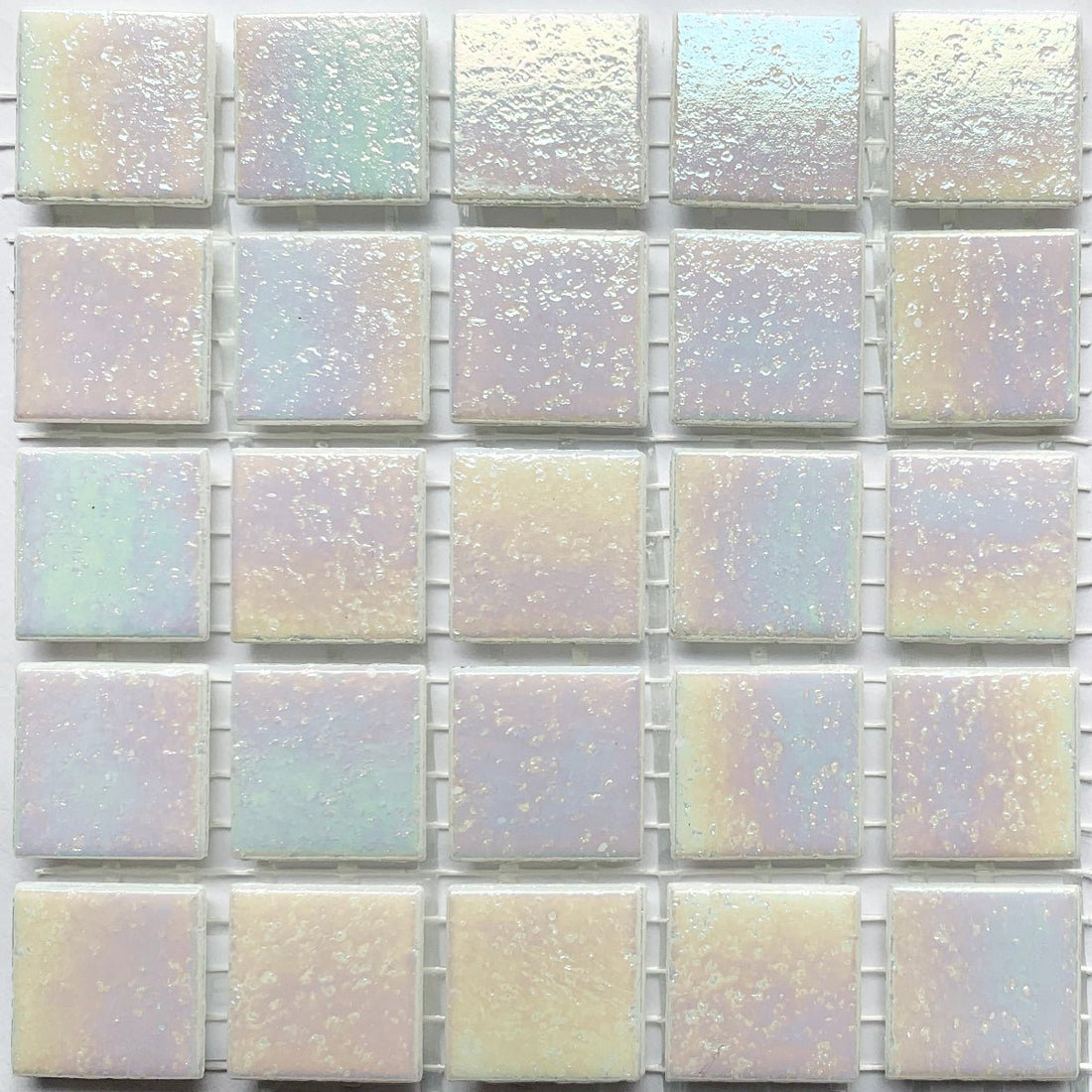 Verre Mosaique - glass mosaic -Glasmosaik-glasmozaïek-Glasmozaiek Iriserend 20mm Engelvleugel - mosaicshop