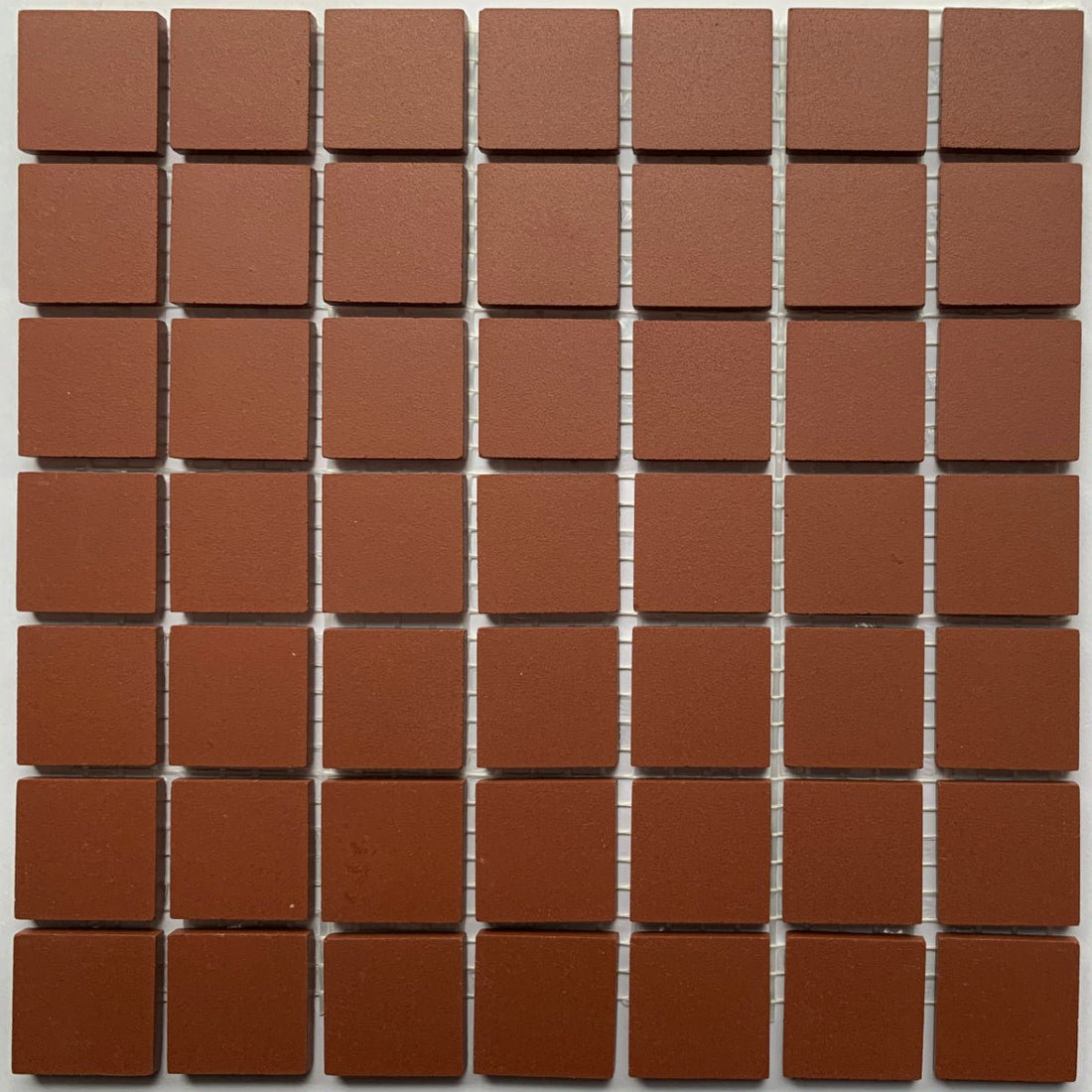 Winckelmans Rouge – matt 20x20 mm mosaic tiles on mesh